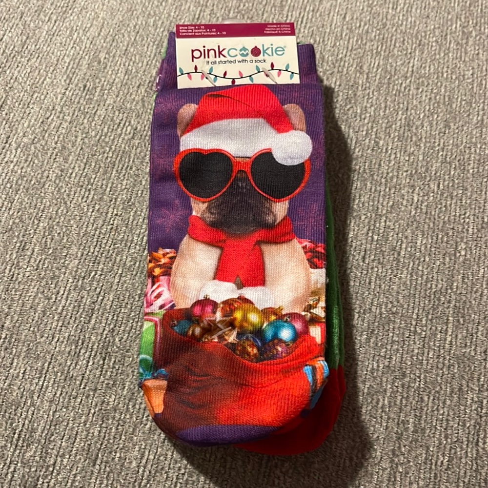Pink Cookie Holiday socks 3-pack NEW shoe size 4-10